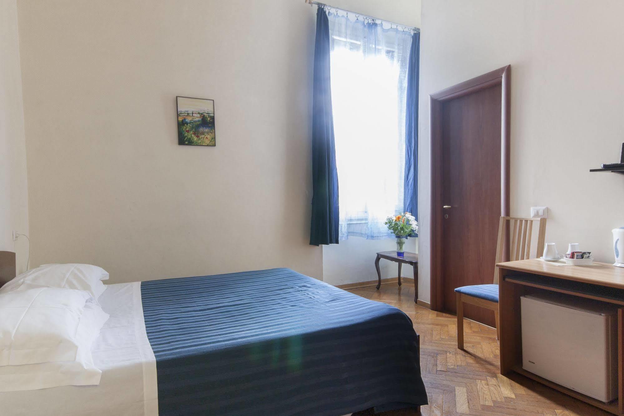Residenza Betta Acomodação com café da manhã Florença Exterior foto