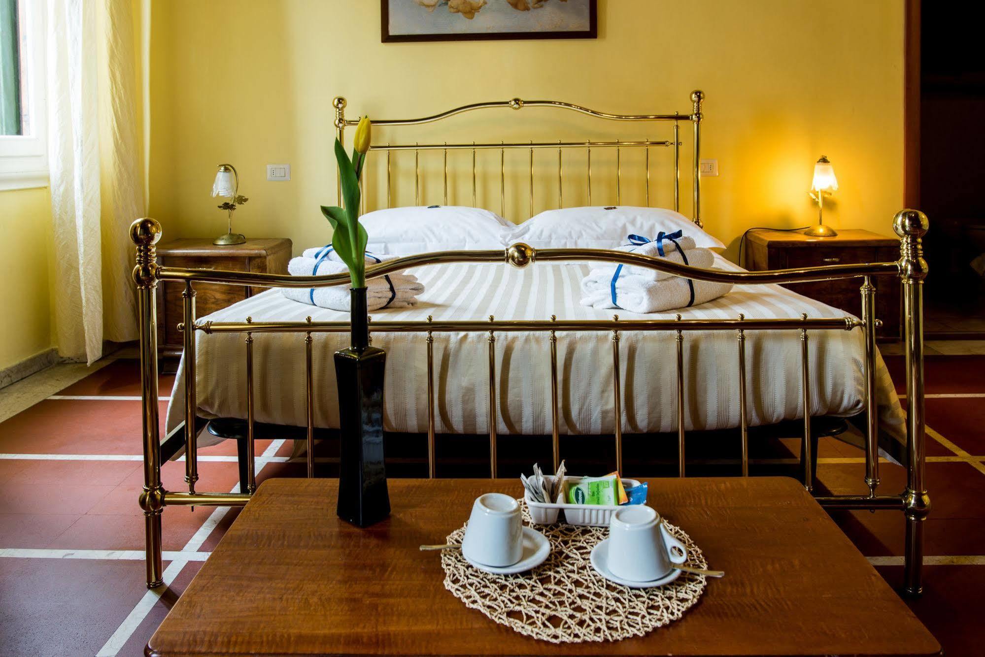 Residenza Betta Acomodação com café da manhã Florença Exterior foto